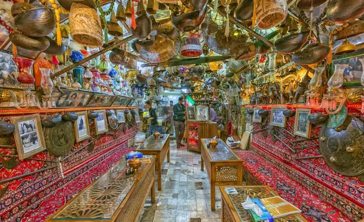 azadegan tea house in naqsh-e jahan square isfahan