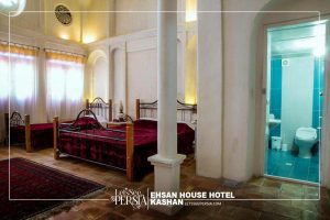 triple room services of ehsan house hotel kashan