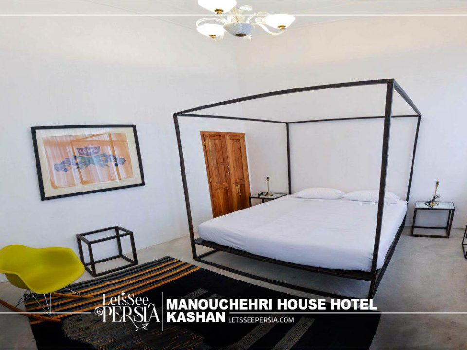 double room of manouchehri house hotel kashan