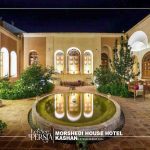 traditional yard of morshedi house hotel kashan