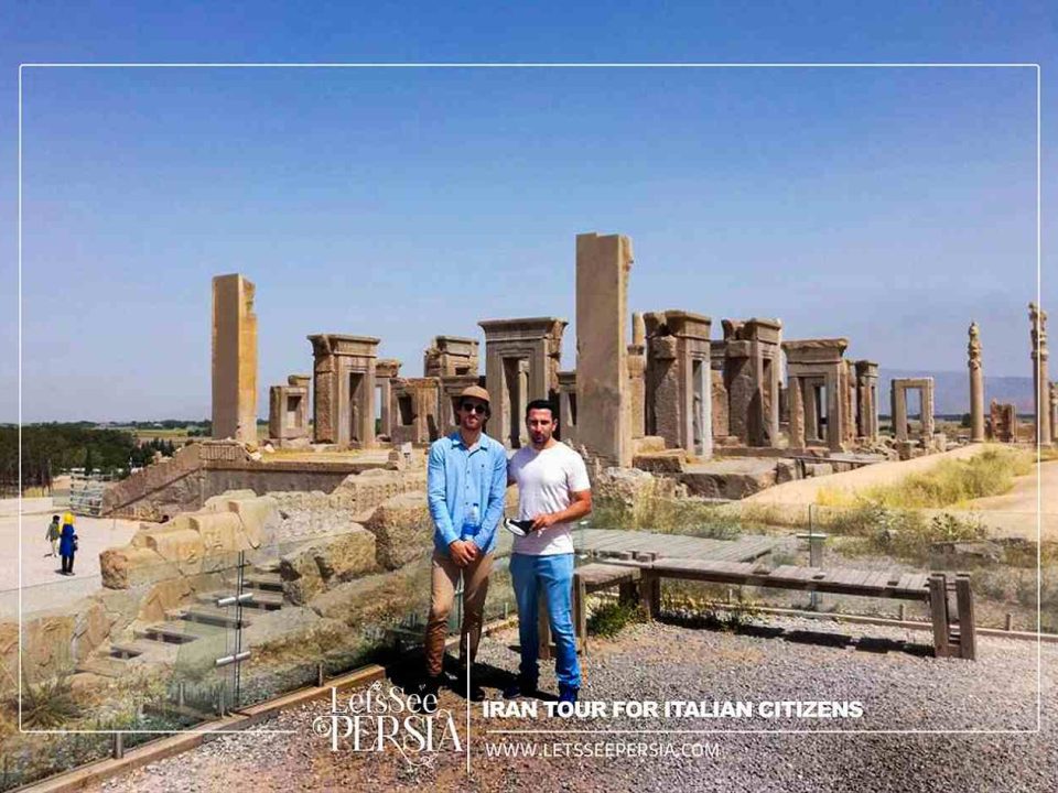 iran tour for italian citizens-italian travelers in persepolis