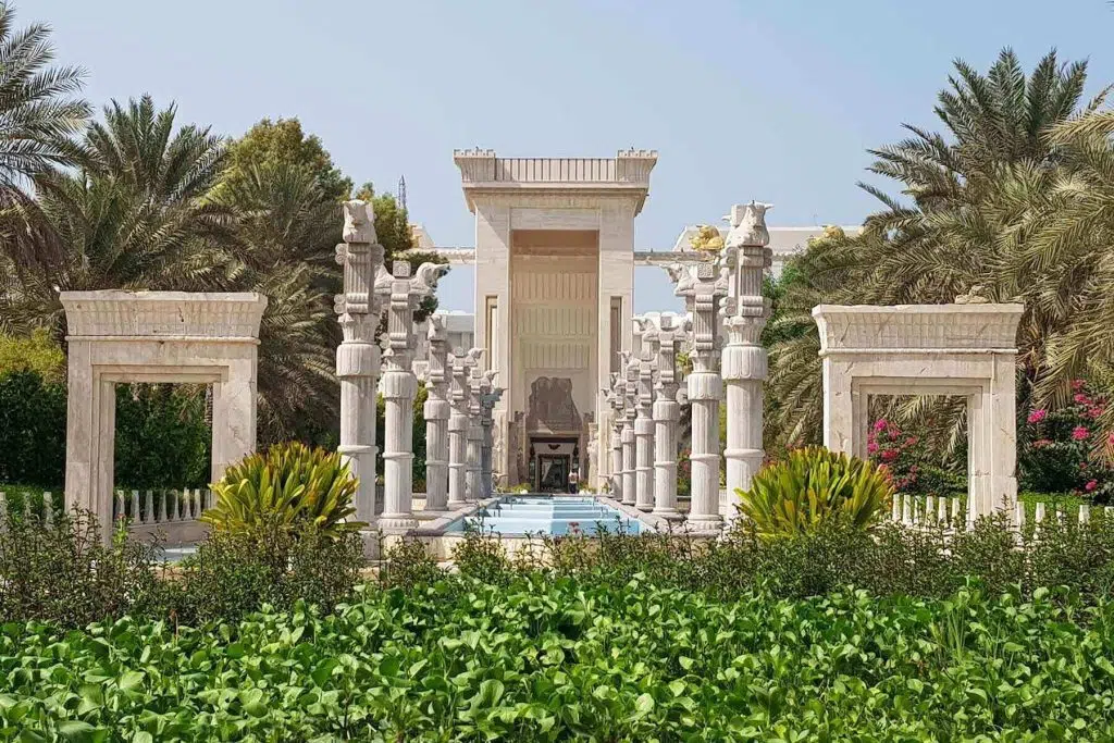 top-8-architecturally-unique-hotels-in-iran-2024-blog