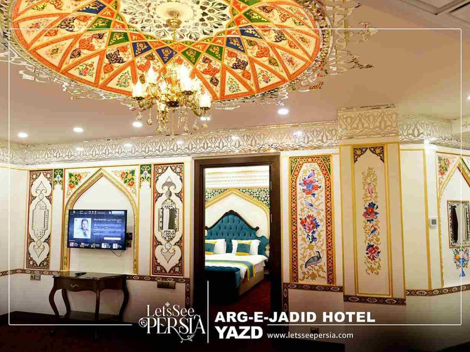 suite room of arg-e jadid hotel yazd