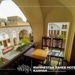 yard view of mahinestan raheb hotel kashan