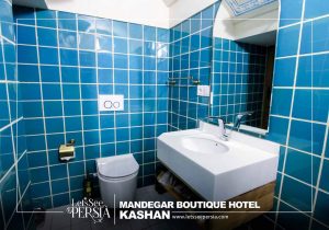 rest room of mandegar boutique hotel kashan