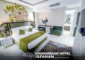 double room of chaharbagh hotel isfahan