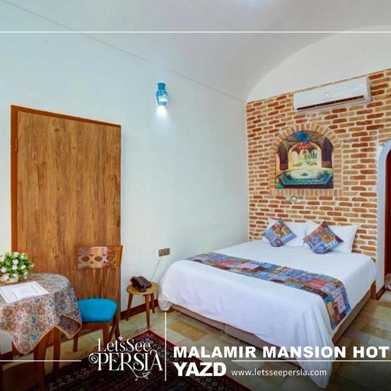 double room of malamir mansion hotel yazd