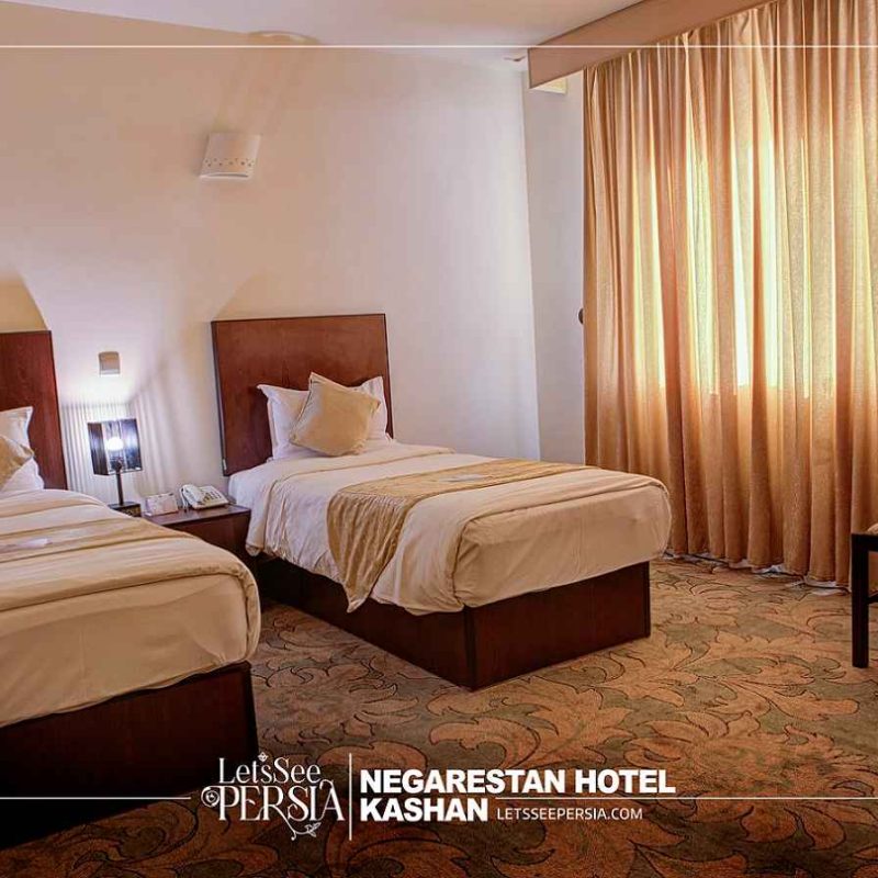 twin room of negarestan hotel kashan