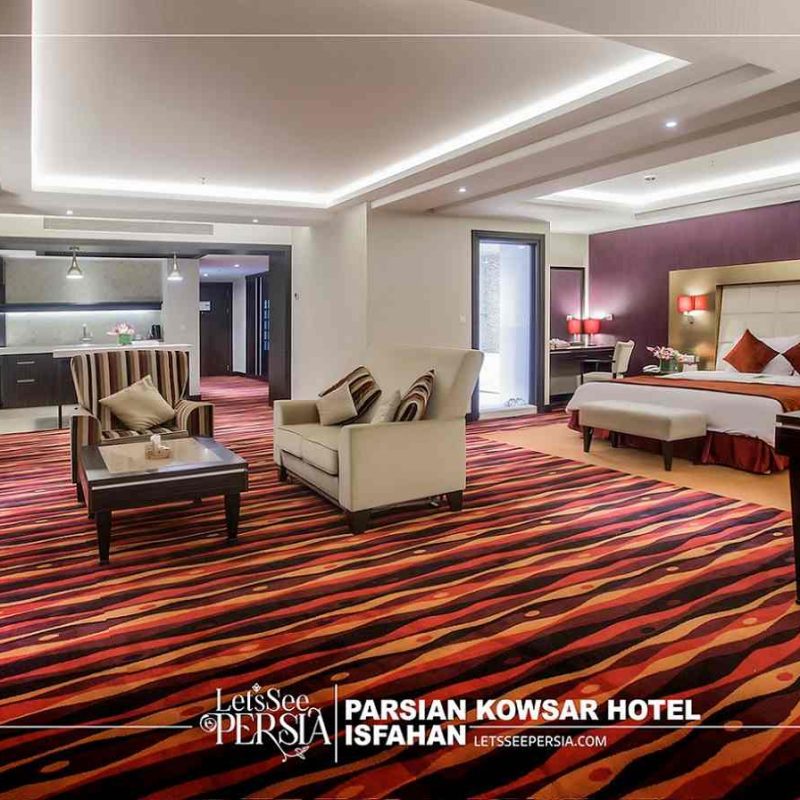 royal suite double room of parsian kowsar hotel isfahan